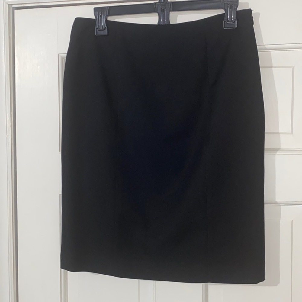 Kasper Seperates Black Skirt
